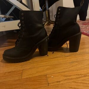 Dr Martens Kendra Women's Leather Boots in Black